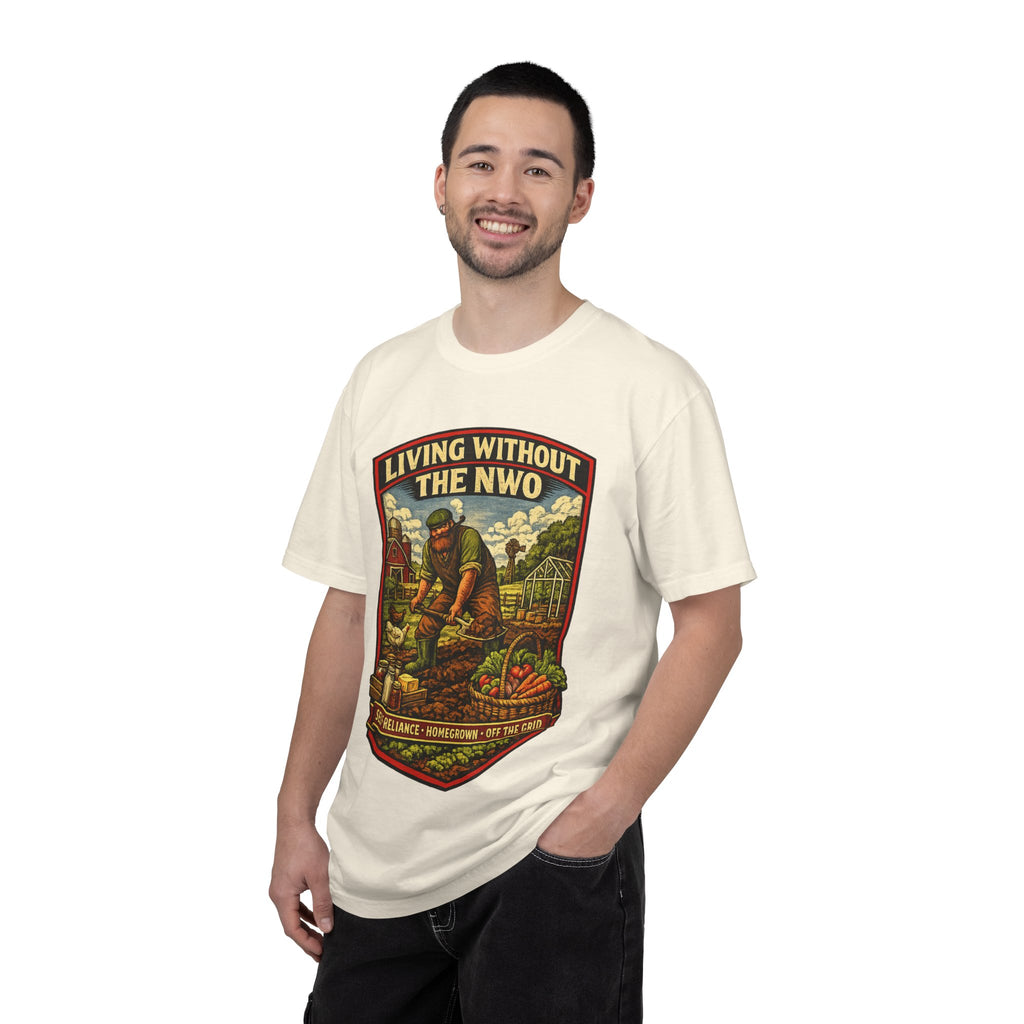 "Living Without the NWO" Gardening Vintage Graphic T-Shirt