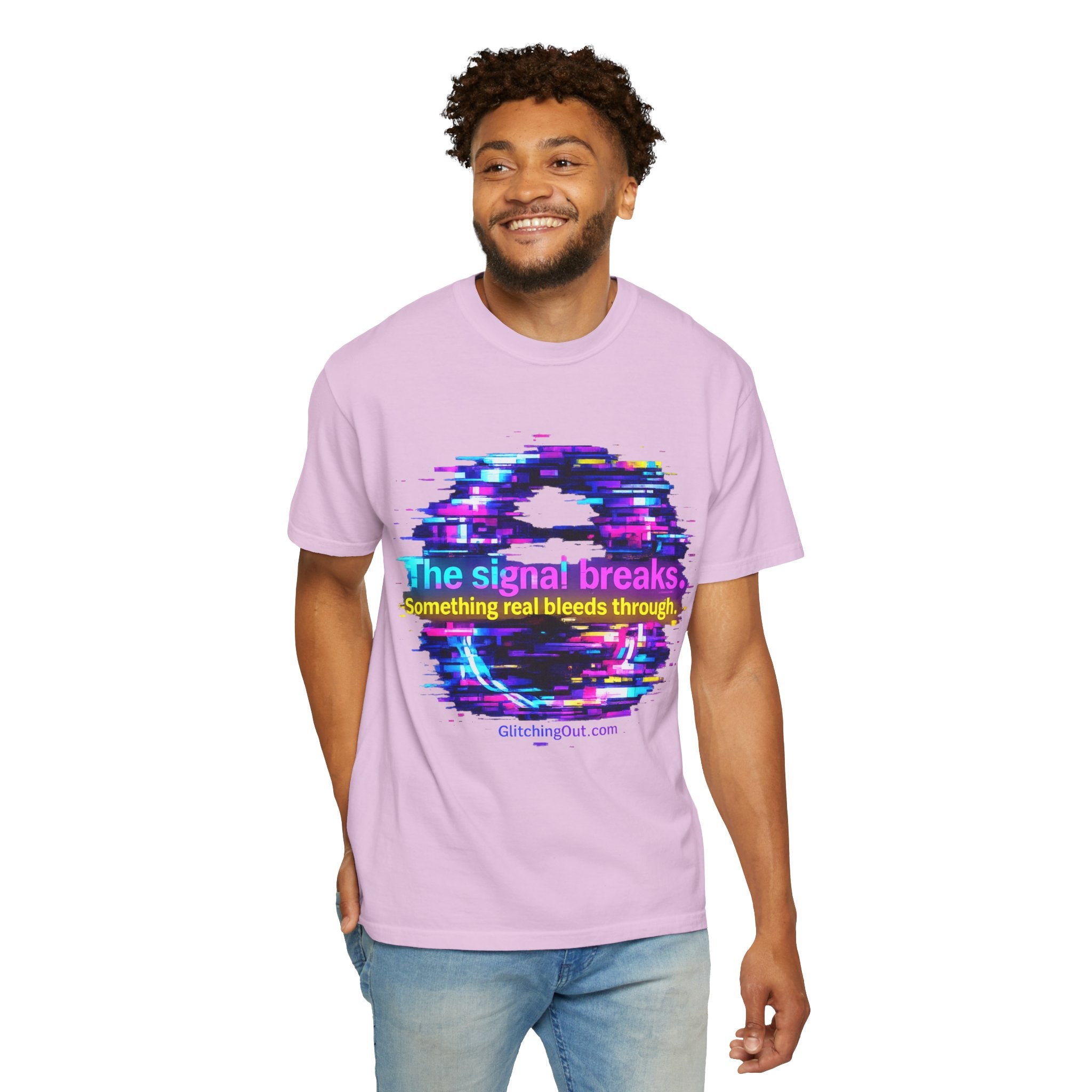Glitch Circle T‑Shirt — "The Signal Breaks" Retro Cyberpunk Tee