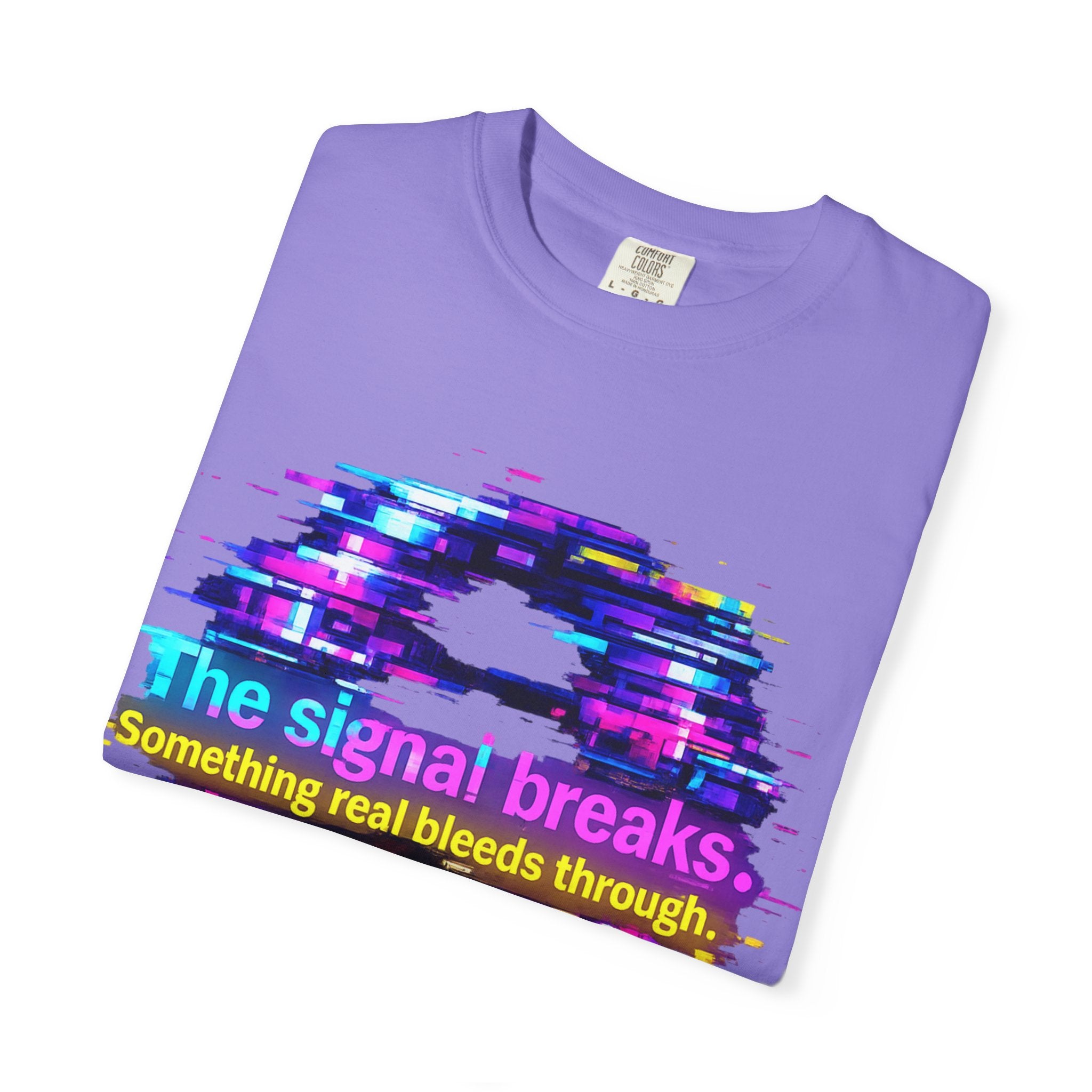 Glitch Circle T‑Shirt — "The Signal Breaks" Retro Cyberpunk Tee