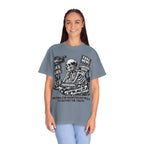 Skeptical Skeleton 'Waiting for Mainstream Media to Report the Truth' T-Shirt