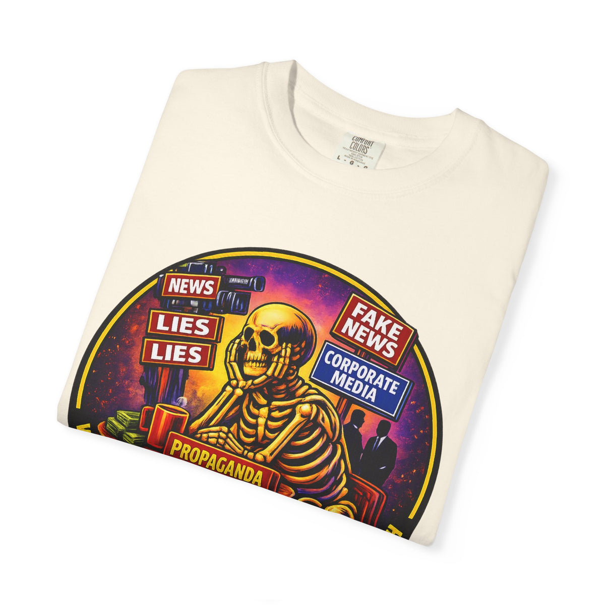 'Waiting for Mainstream Media to Report the Truth' — Graphic T-Shirt