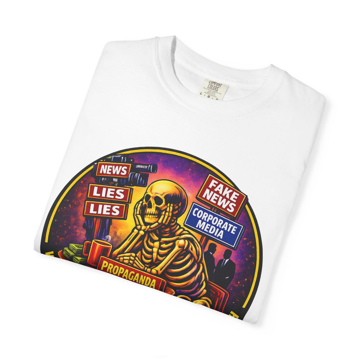 'Waiting for Mainstream Media to Report the Truth' — Graphic T-Shirt