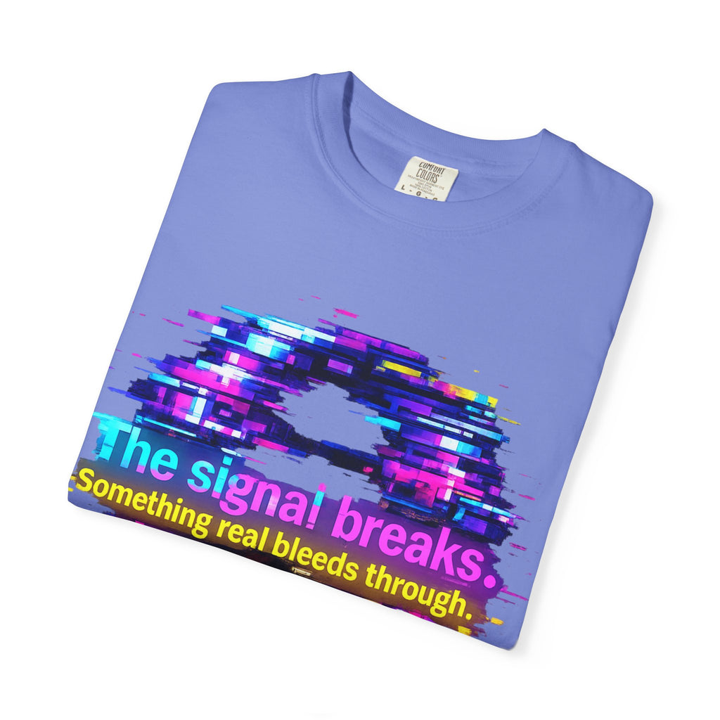 Glitch Circle T‑Shirt — "The Signal Breaks" Retro Cyberpunk Tee