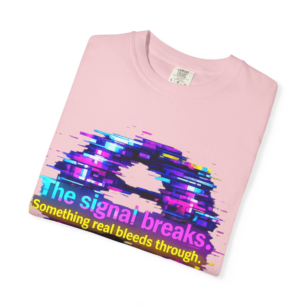 Glitch Circle T‑Shirt — "The Signal Breaks" Retro Cyberpunk Tee