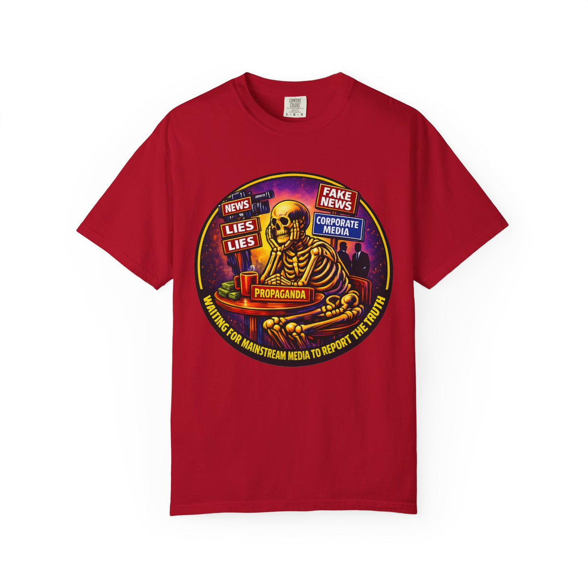 'Waiting for Mainstream Media to Report the Truth' — Graphic T-Shirt