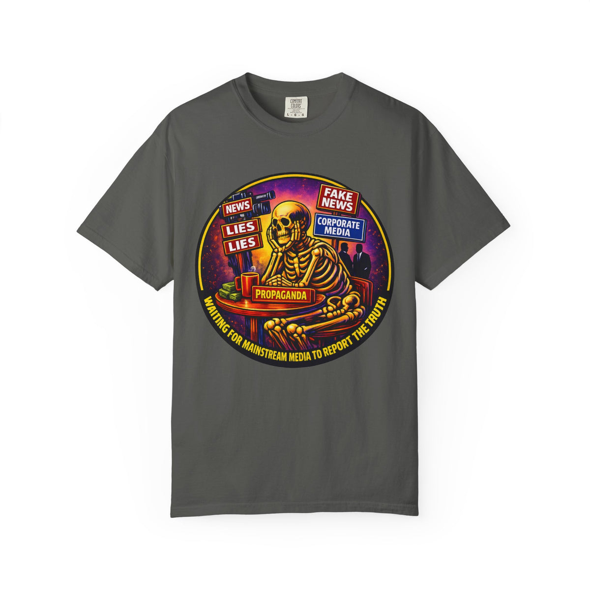 'Waiting for Mainstream Media to Report the Truth' — Graphic T-Shirt
