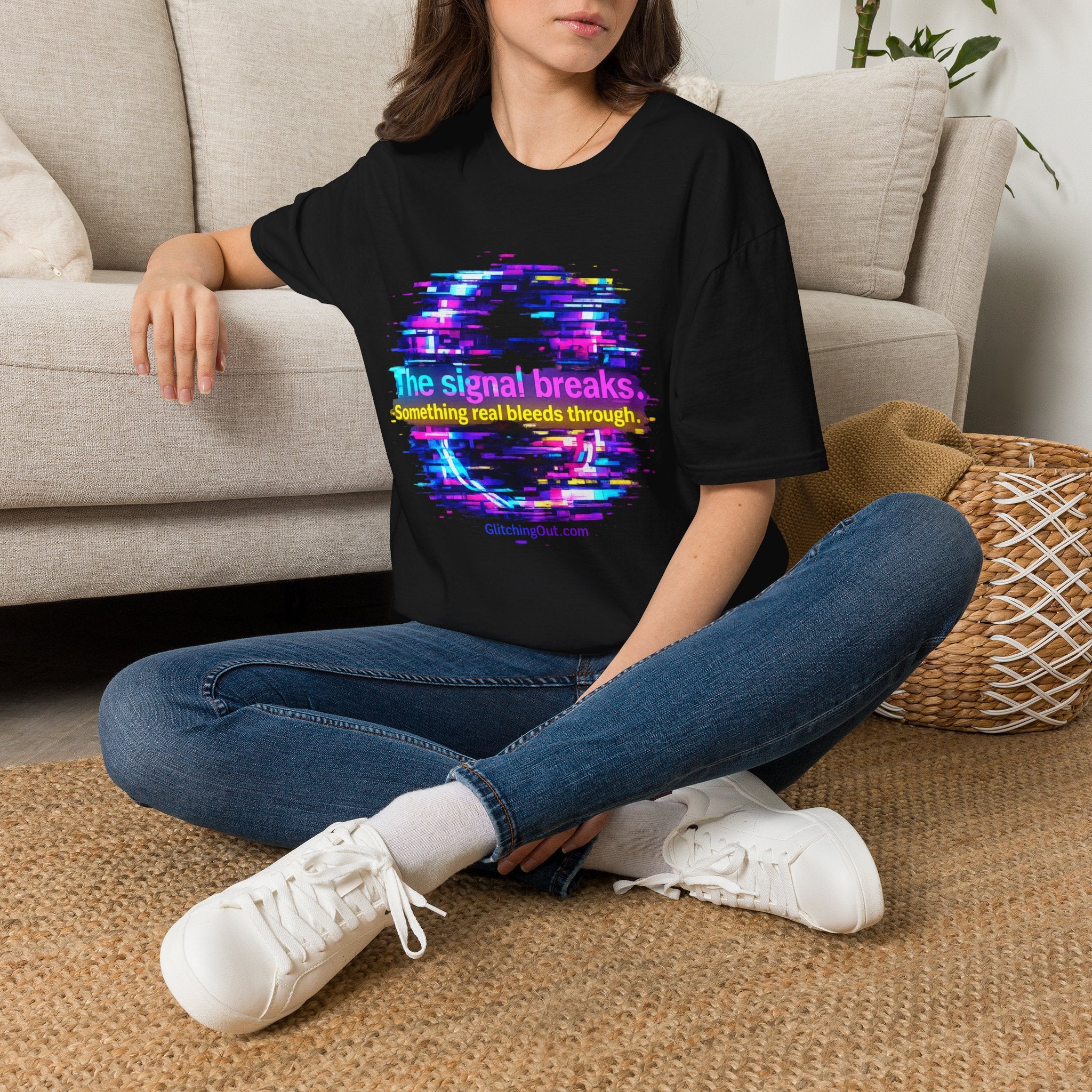 Glitch Circle T‑Shirt — "The Signal Breaks" Retro Cyberpunk Tee